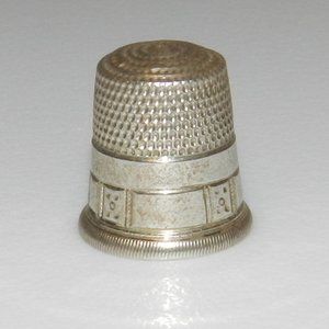 Vintage Sterling Silver Thimble size 7